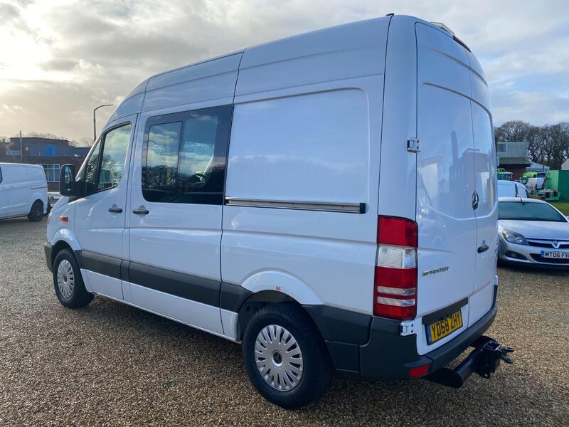 MERCEDES-BENZ SPRINTER 314 2.1 CDI 140 SWB MESS VAN 2018