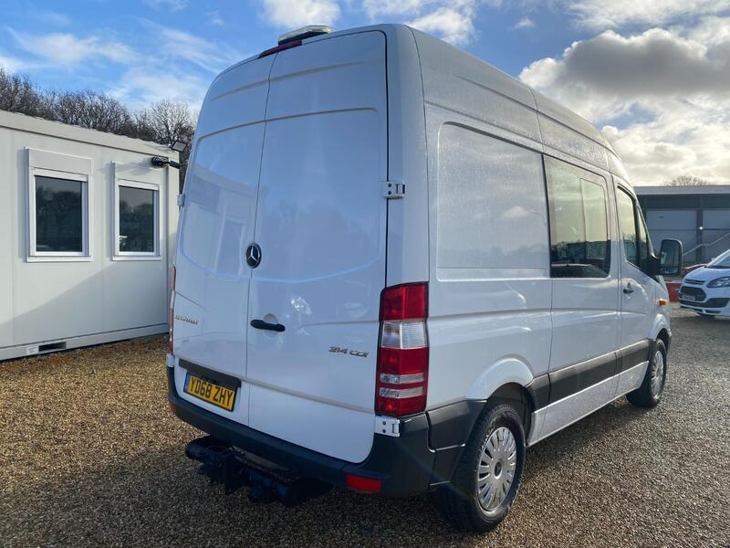 MERCEDES-BENZ SPRINTER 314 2.1 CDI 140 SWB MESS VAN 2018