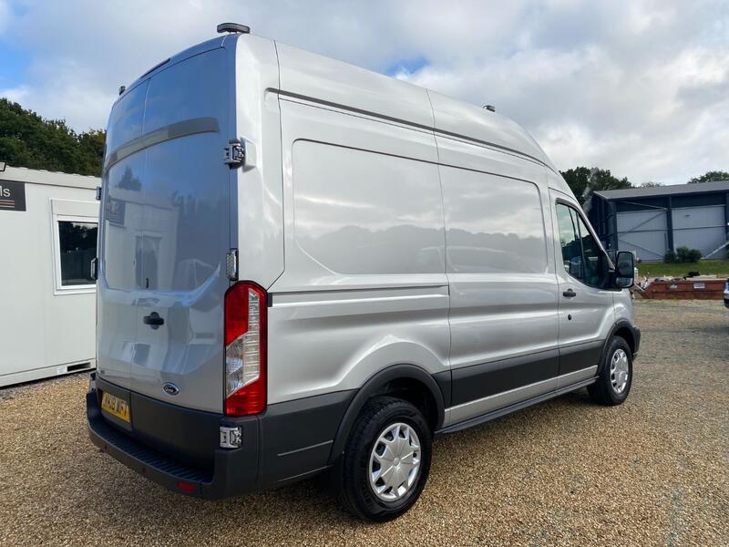 FORD TRANSIT T350 2.0 130 EcoBlue L2H3 MWB 2018