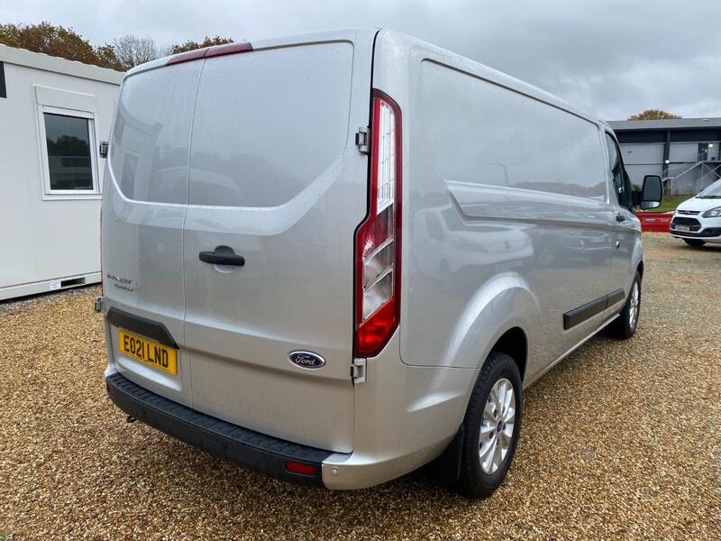 FORD TRANSIT CUSTOM 300 2.0 EcoBlue Trend LWB 2021