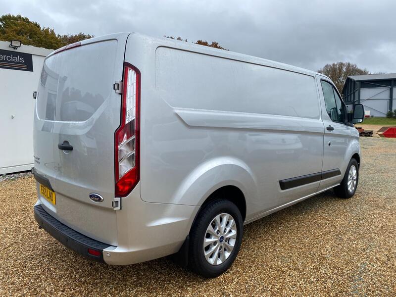 FORD TRANSIT CUSTOM 300 2.0 EcoBlue Trend LWB 2021