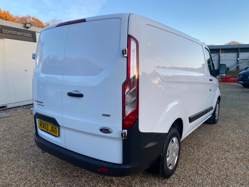 FORD TRANSIT CUSTOM 270 2.2 TDCi 125 SWB 2013