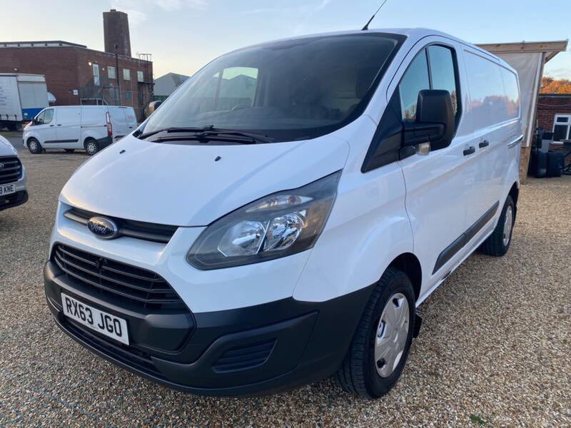 FORD TRANSIT CUSTOM 270 2.2 TDCi 125 SWB 2013