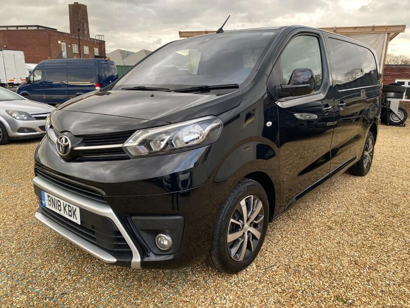 TOYOTA PROACE 2.0 D Comfort  2018