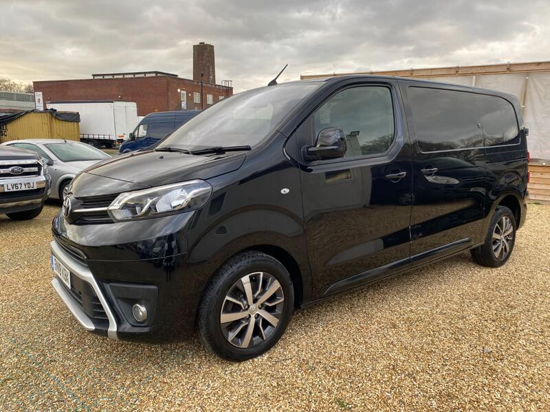 TOYOTA PROACE 2.0 D Comfort  2018