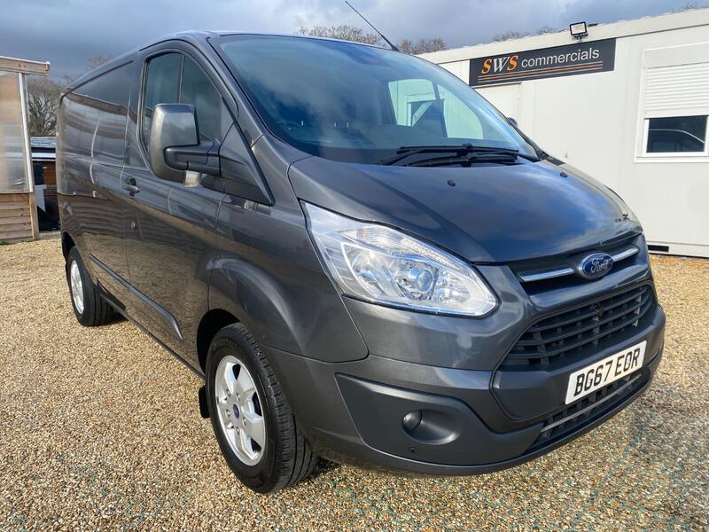 FORD TRANSIT CUSTOM 270 Limited 2.0 130 SWB 2017