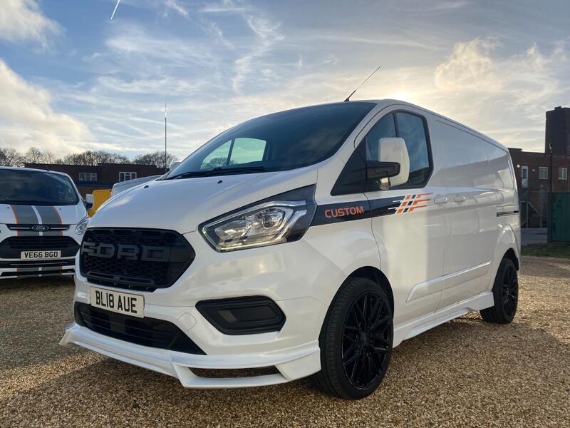 FORD TRANSIT CUSTOM 300 2.0 SWB 2018