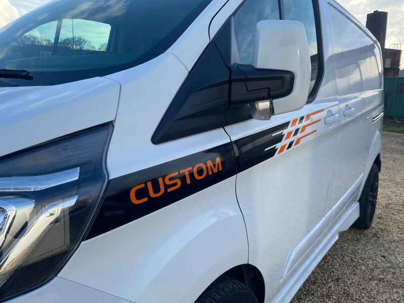 FORD TRANSIT CUSTOM 300 2.0 SWB 2018