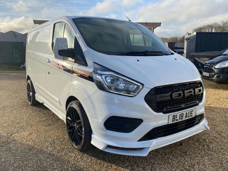 FORD TRANSIT CUSTOM 300 2.0 SWB 2018