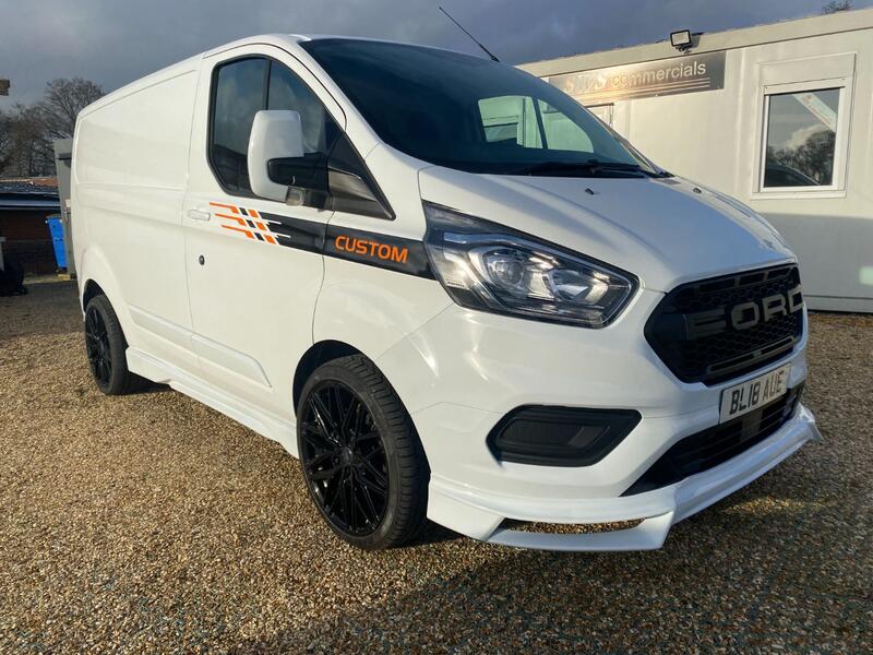 FORD TRANSIT CUSTOM 300 2.0 SWB 2018