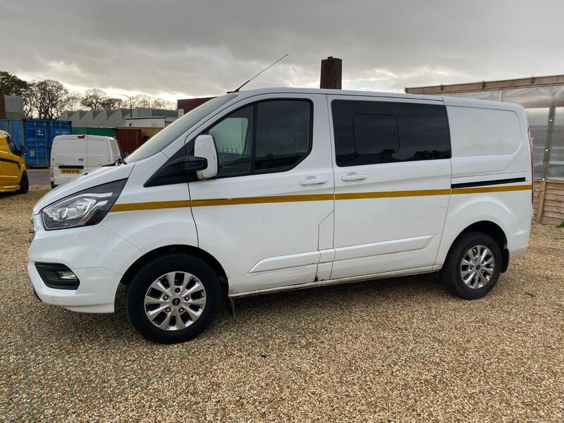 FORD TRANSIT CUSTOM 300 Limited 2.0 130 Crew Cab 2019