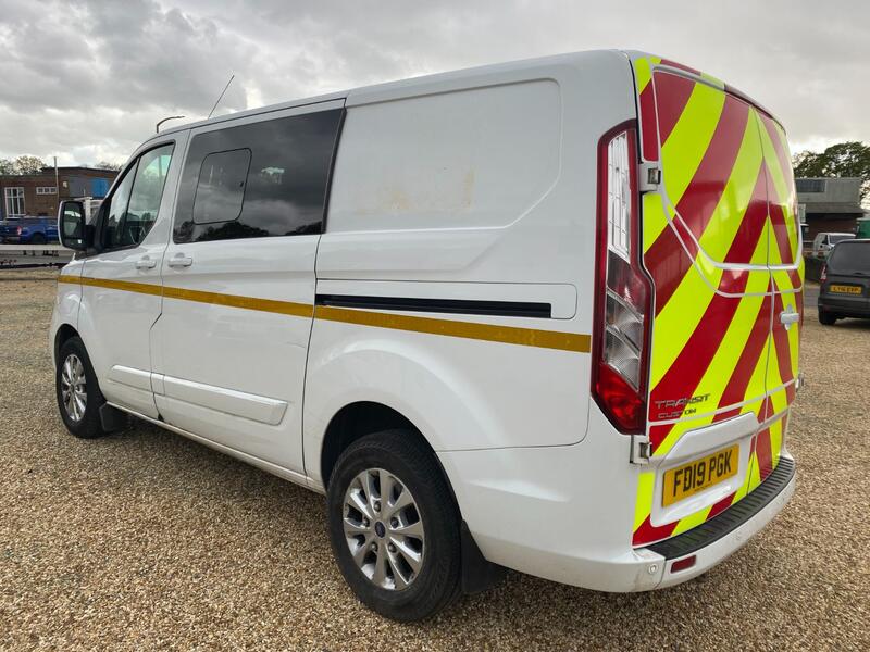 FORD TRANSIT CUSTOM 300 Limited 2.0 130 Crew Cab 2019