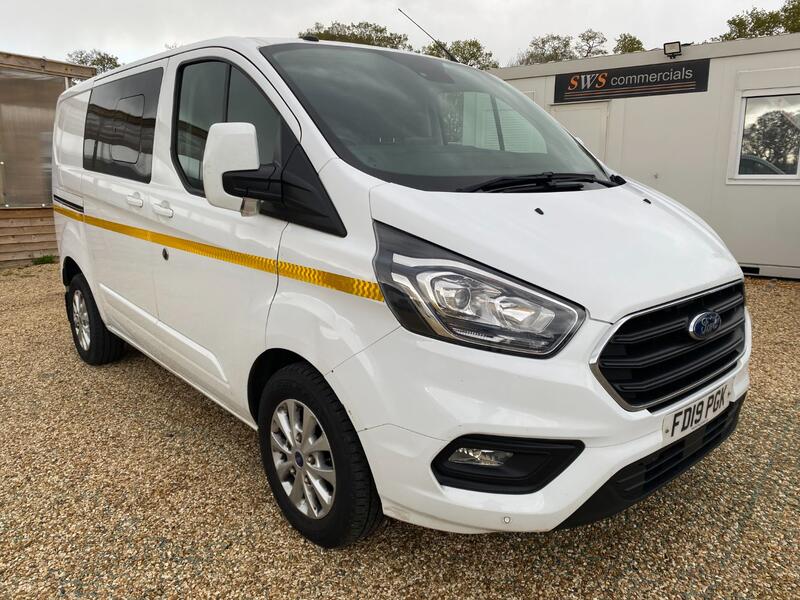 FORD TRANSIT CUSTOM 300 Limited 2.0 130 Crew Cab 2019