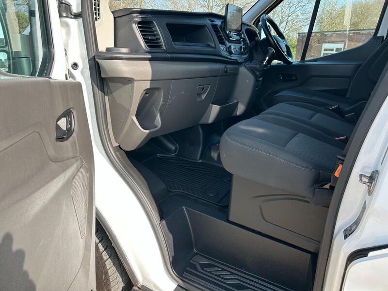 FORD TRANSIT 2.0 Transit Trend Van 350 L3H2 2.0 130PS FWD 6 Speed Manual 2021