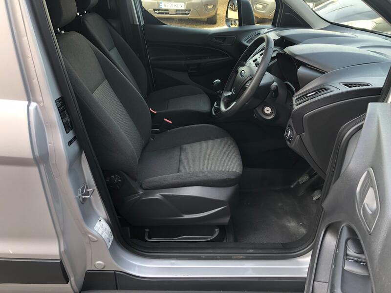 FORD TRANSIT CONNECT 1.6 TDCi 200 2015