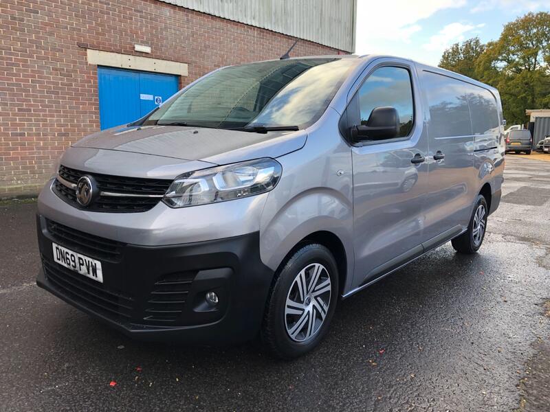 VAUXHALL VIVARO DYNAMIC 1.5 Turbo D 2900 LWB L2 2019