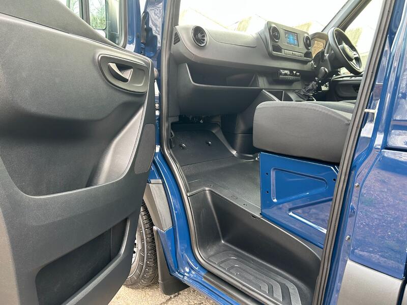 MERCEDES-BENZ SPRINTER 316 2.1 CDI RWD MWB 2020