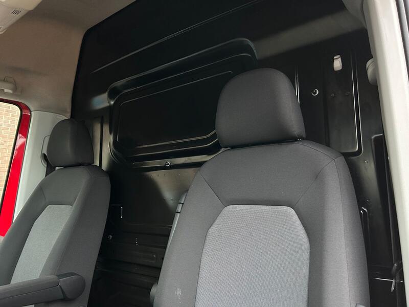 VOLKSWAGEN CRAFTER 2.0 TDI 140 CR35 RWD TRENDLINE BUSINESS  2019