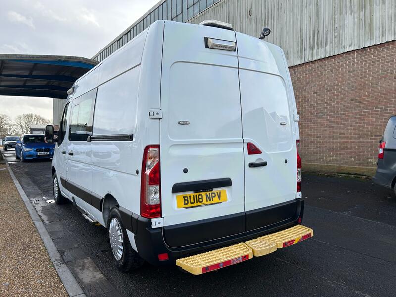 VAUXHALL MOVANO 3500 2.3 CDTI 130 Welfare Crew Van  2018
