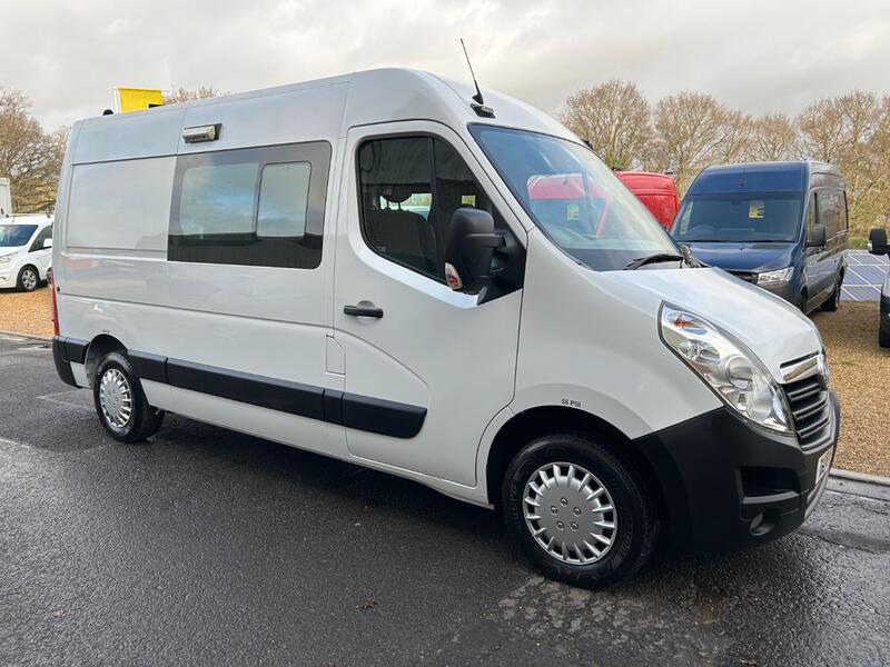VAUXHALL MOVANO 3500 2.3 CDTI 130 Welfare Crew Van  2018
