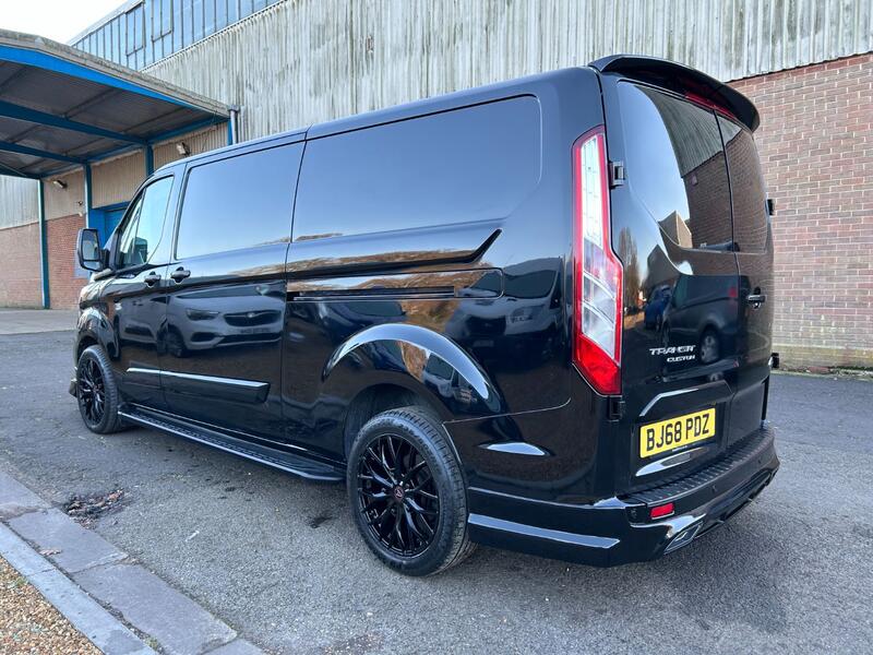 FORD TRANSIT CUSTOM 300 Limited 2.0 130 LWB 2018
