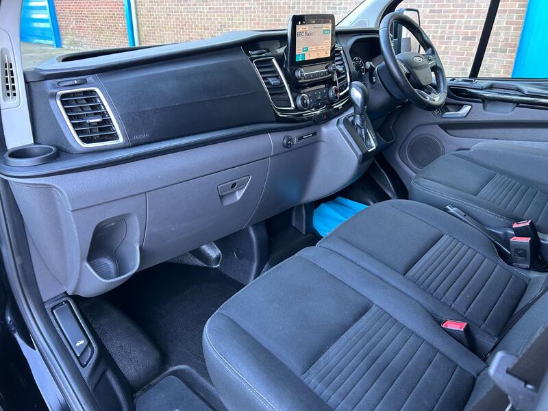 FORD TRANSIT CUSTOM 300 Limited 2.0 130 LWB 2018
