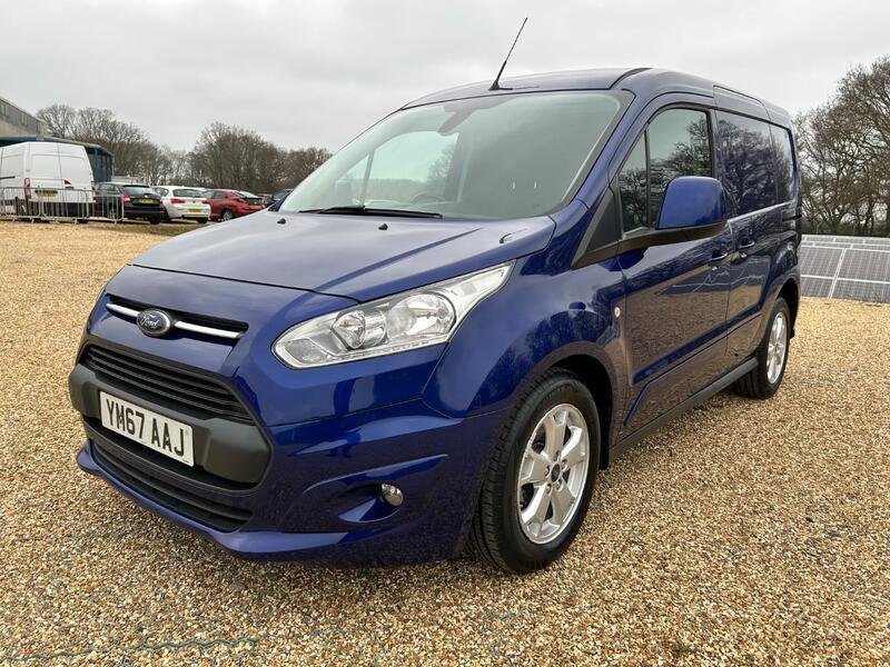 FORD TRANSIT CONNECT 1.5 TDCi 200 Limited 2017