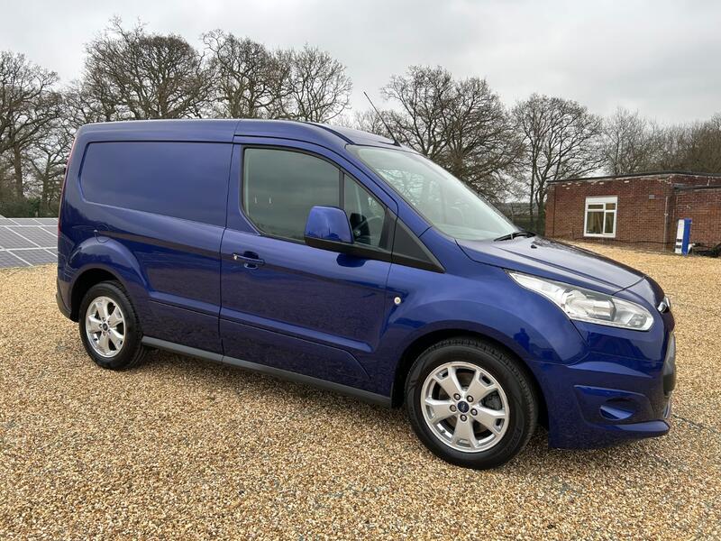 FORD TRANSIT CONNECT 1.5 TDCi 200 Limited 2017