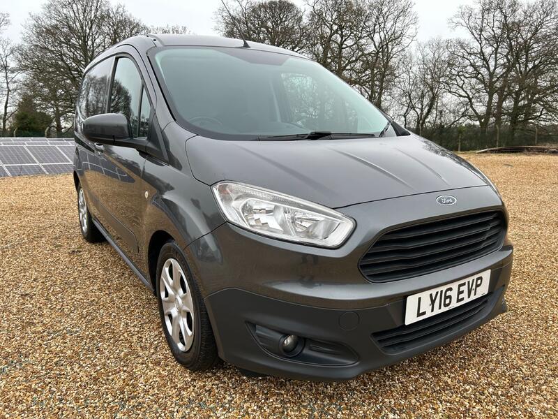 FORD TRANSIT COURIER 1.6 TDCi Trend 2016