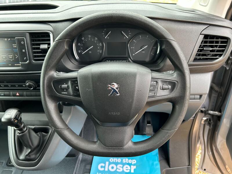 PEUGEOT EXPERT 1.5 BlueHDi 1000 Professional Crewcab  2020