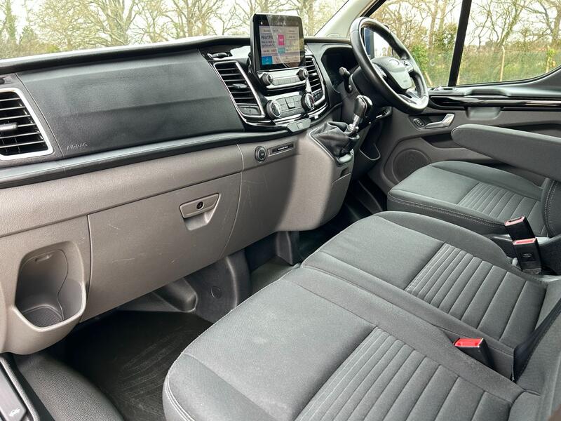 FORD TRANSIT CUSTOM 280 Limited 2.0 130 SWB  2020
