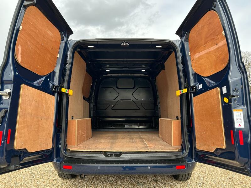 FORD TRANSIT CUSTOM 280 Limited 2.0 130 SWB  2020
