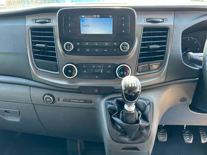 FORD TRANSIT CUSTOM 300 TREND 2.0 SWB 2019