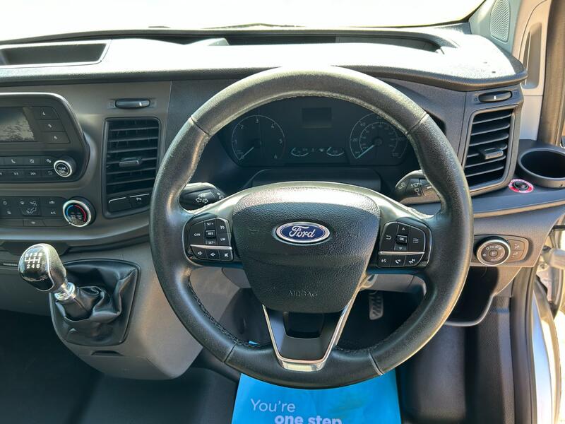 FORD TRANSIT CUSTOM 300 TREND 2.0 SWB 2019