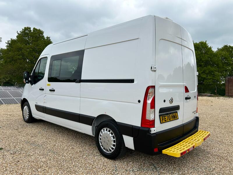 VAUXHALL MOVANO 2.3 CDTi 3500 WELFARE VAN L2H2 2020