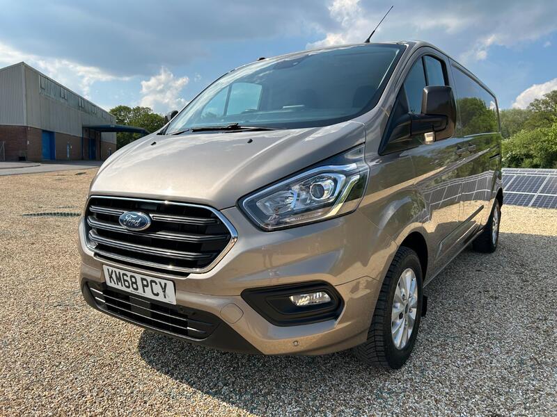 FORD TRANSIT CUSTOM 300 LIMITED 2.0 170 LWB  2018