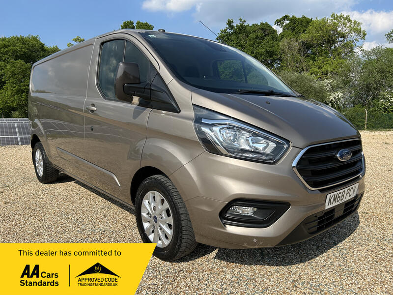 FORD TRANSIT CUSTOM 300 LIMITED 2.0 170 LWB  2018
