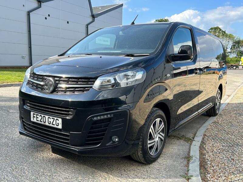 VAUXHALL VIVARO 3100 2.0 D 120 Sportive L2H1 2020