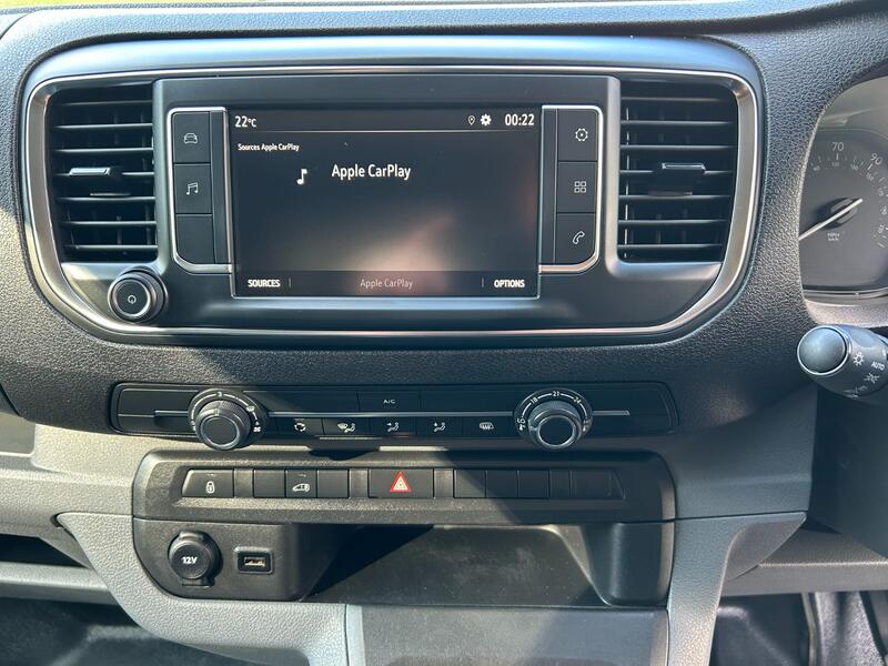VAUXHALL VIVARO 3100 2.0 D 120 Sportive L2H1 2020