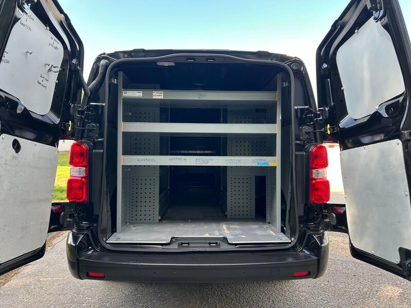 VAUXHALL VIVARO 3100 2.0 D 120 Sportive L2H1 2020
