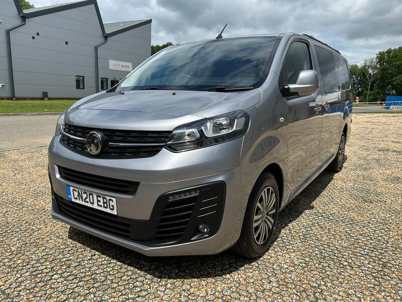 VAUXHALL VIVARO 3100 2.0 Turbo D 120 Sportive CrewCab LWB 2020