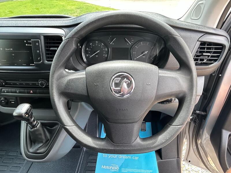 VAUXHALL VIVARO 3100 2.0 Turbo D 120 Sportive CrewCab LWB 2020