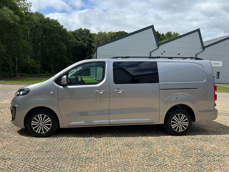 VAUXHALL VIVARO 3100 2.0 Turbo D 120 Sportive CrewCab LWB 2020
