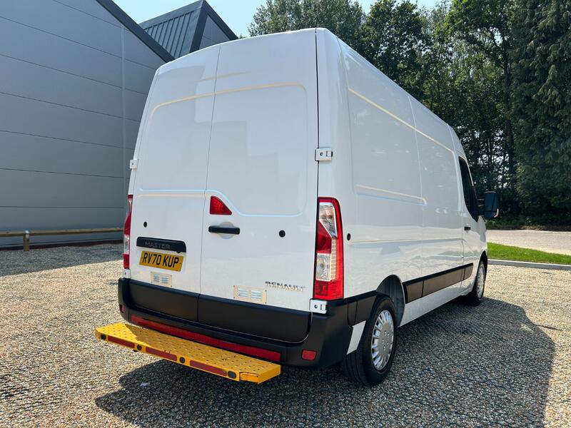 RENAULT MASTER 2.3 FWD MM35 dCi 135 Business  2021