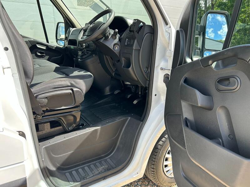 VAUXHALL MOVANO 2.3 CDTi 3500 CREWCAB WELFARE VAN 2019