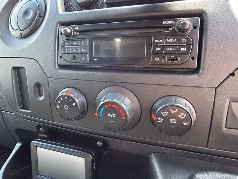 VAUXHALL MOVANO 2.3 CDTi 3500 CREWCAB WELFARE VAN 2019