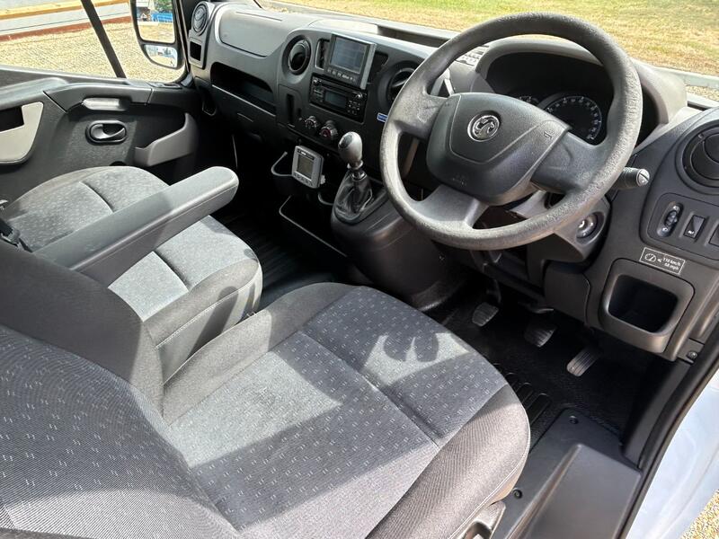 VAUXHALL MOVANO 2.3 CDTi 3500 WELFARE CREW CAB VAN MWB 2018