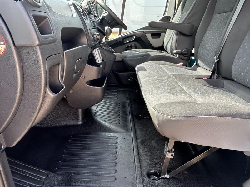 VAUXHALL MOVANO 2.3 CDTi 3500 WELFARE CREW CAB VAN MWB 2018