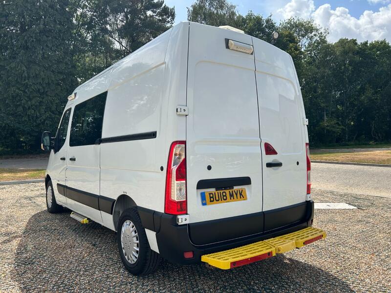 VAUXHALL MOVANO 2.3 CDTi 3500 WELFARE CREW CAB VAN MWB 2018