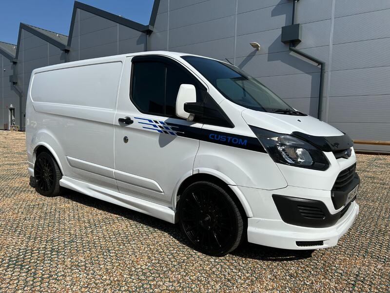 FORD TRANSIT CUSTOM 270 2.2 TDCI SWB  2015